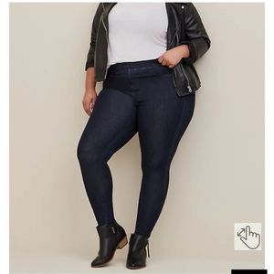 Torrid Lean Jean Skinny Super Soft Jegging Size 1 14, 16
